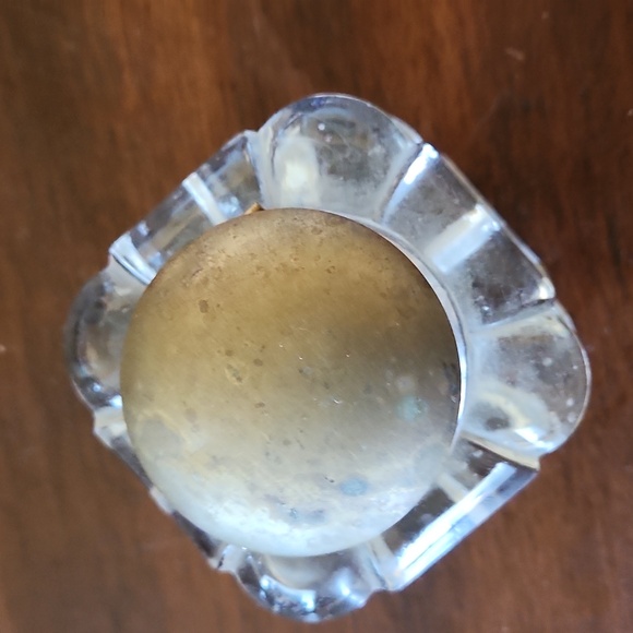 Late-19th Century c.1880 English Molded Glass Inkwell, Brass Collar & Hinged Lid - Picture 6 of 6